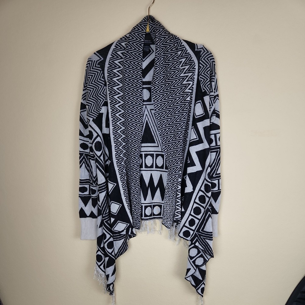 Active Womens Black White Geometric Tribal‎ Open Front Fringe Cardigan SW9730 M
